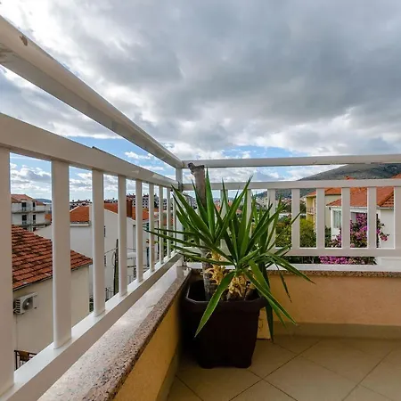 Apartment Rocky Trogir